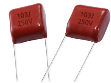คุณภาพ  Red 0.01 UF Metallized Polyester Film Capacitor Voltage Proof โรงงาน